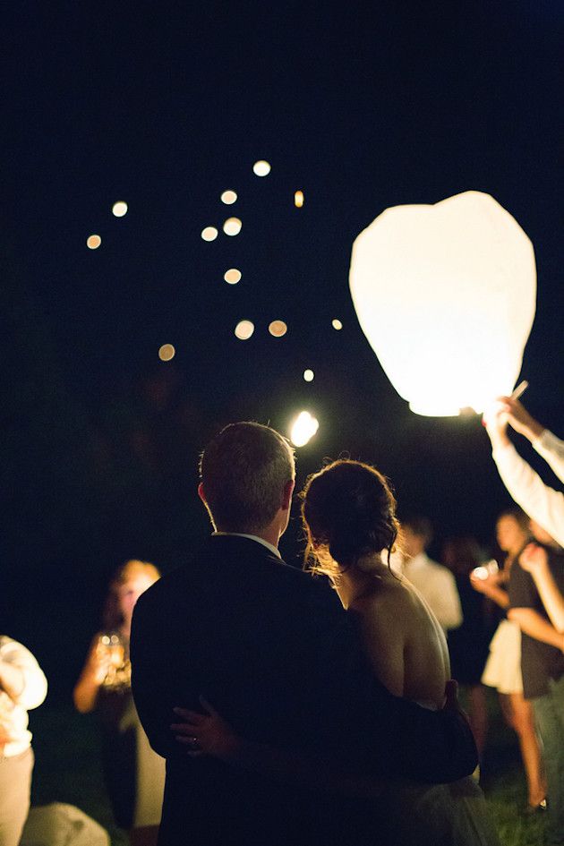 lancé de lanterne lors d'un mariage